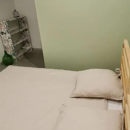 Apartment Au Coeur Du Village Claret (Herault)