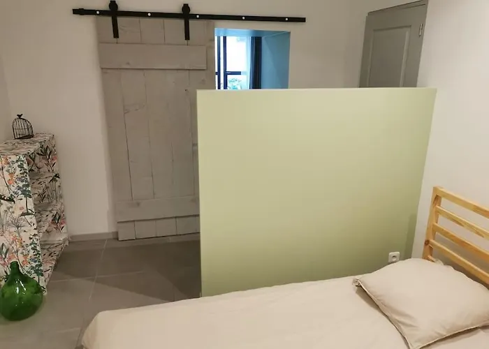 Au Coeur Du Village Апартаменты *
